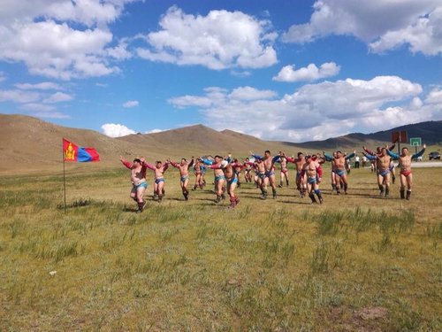 Галуудын сорилго барилдааны түрүү бөхчүүд тодорлоо